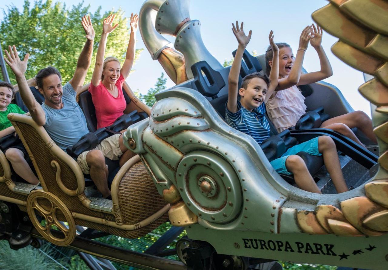 4-Sterne Erlebnishotel El Andaluz, Europa-Park Freizeitpark & Erlebnis-Resort Руст Экстерьер фото